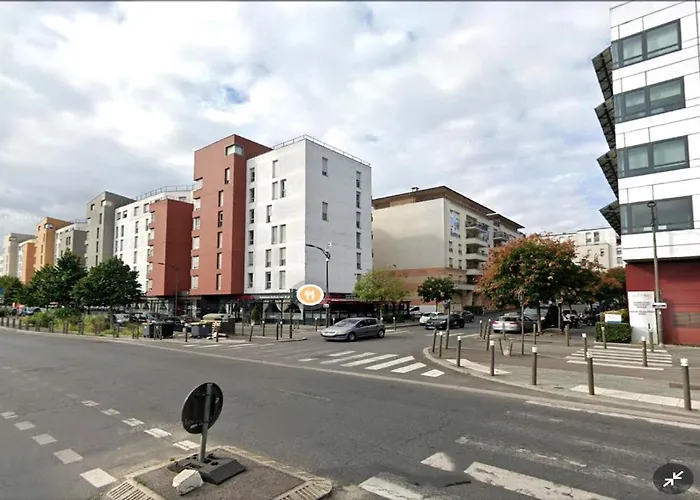 Proche Du Centre Paris 15 Min روسني سو بوا
